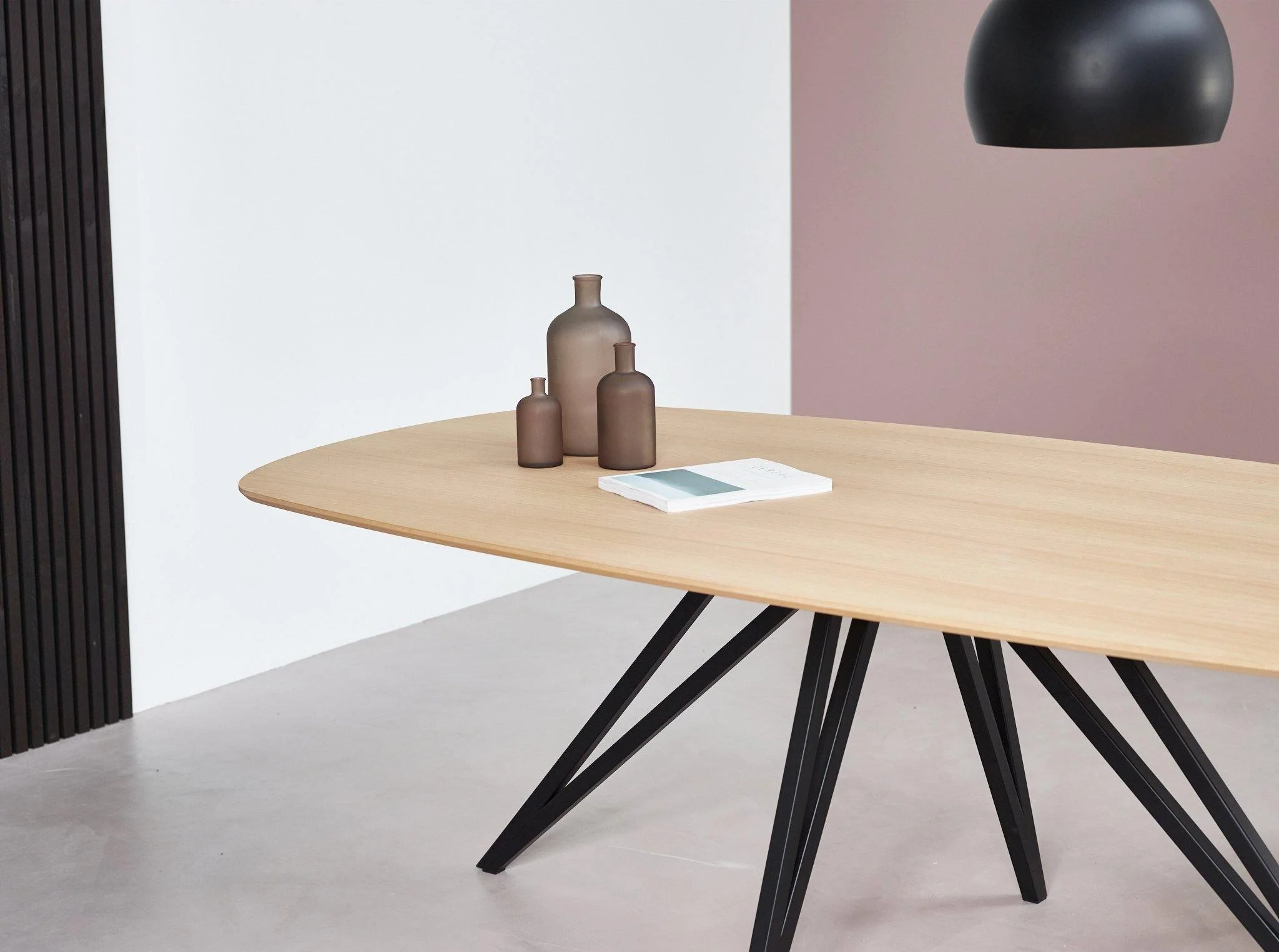 Balemo-Daenisch-ovaler-Eiche-Esstisch-Spin-3×3-2