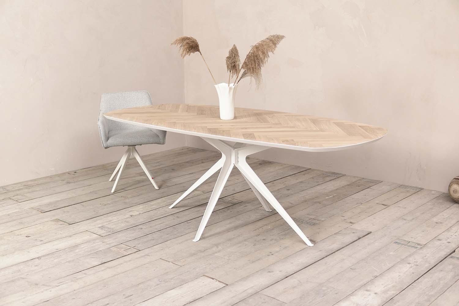 Balemo-Daenischer-ovaler-Fischgraeten-Esstisch-Anna-13