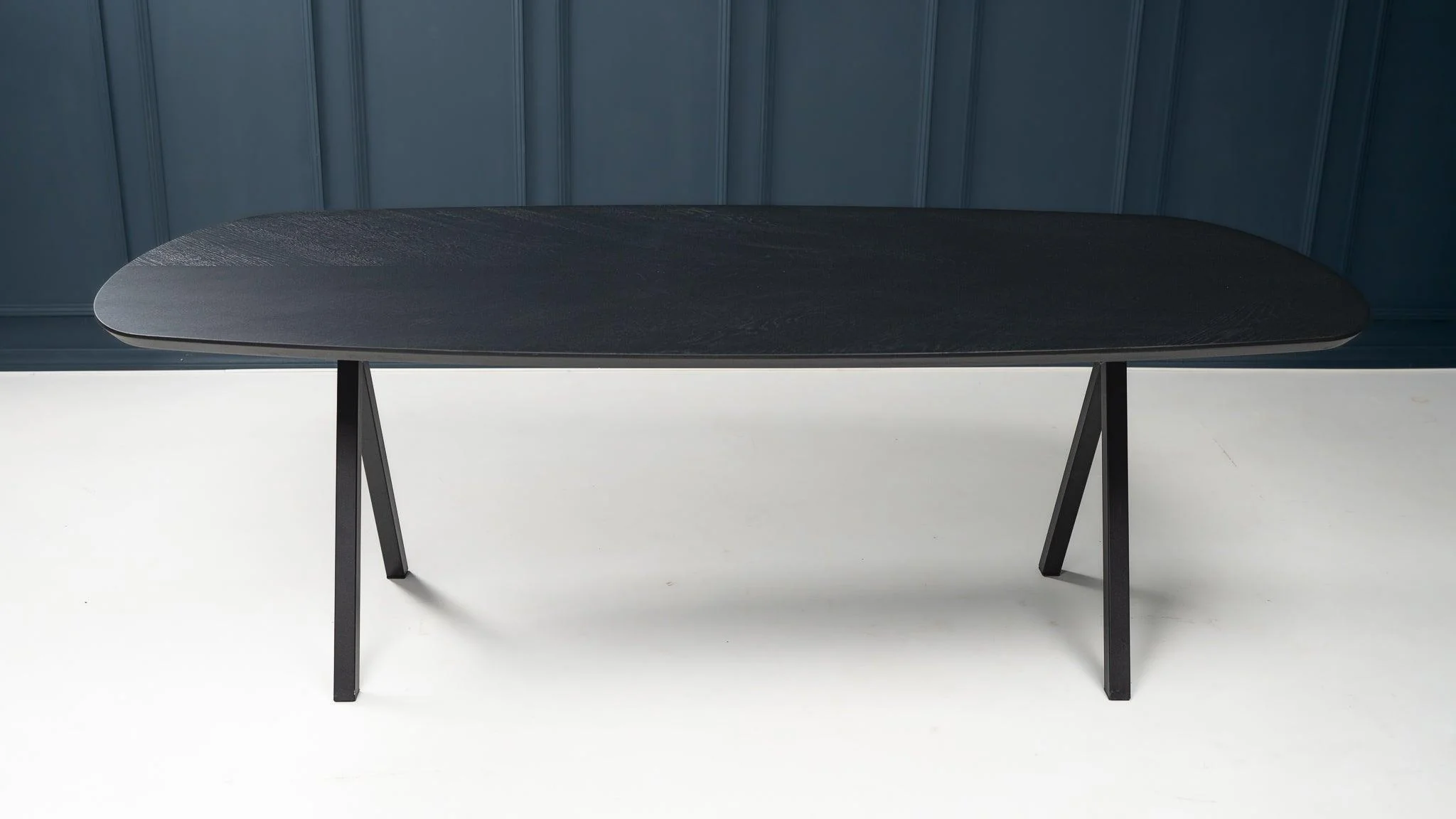 Balemo-Daenischer-ovaler-Fischgraeten-Esstisch-Scissor-5