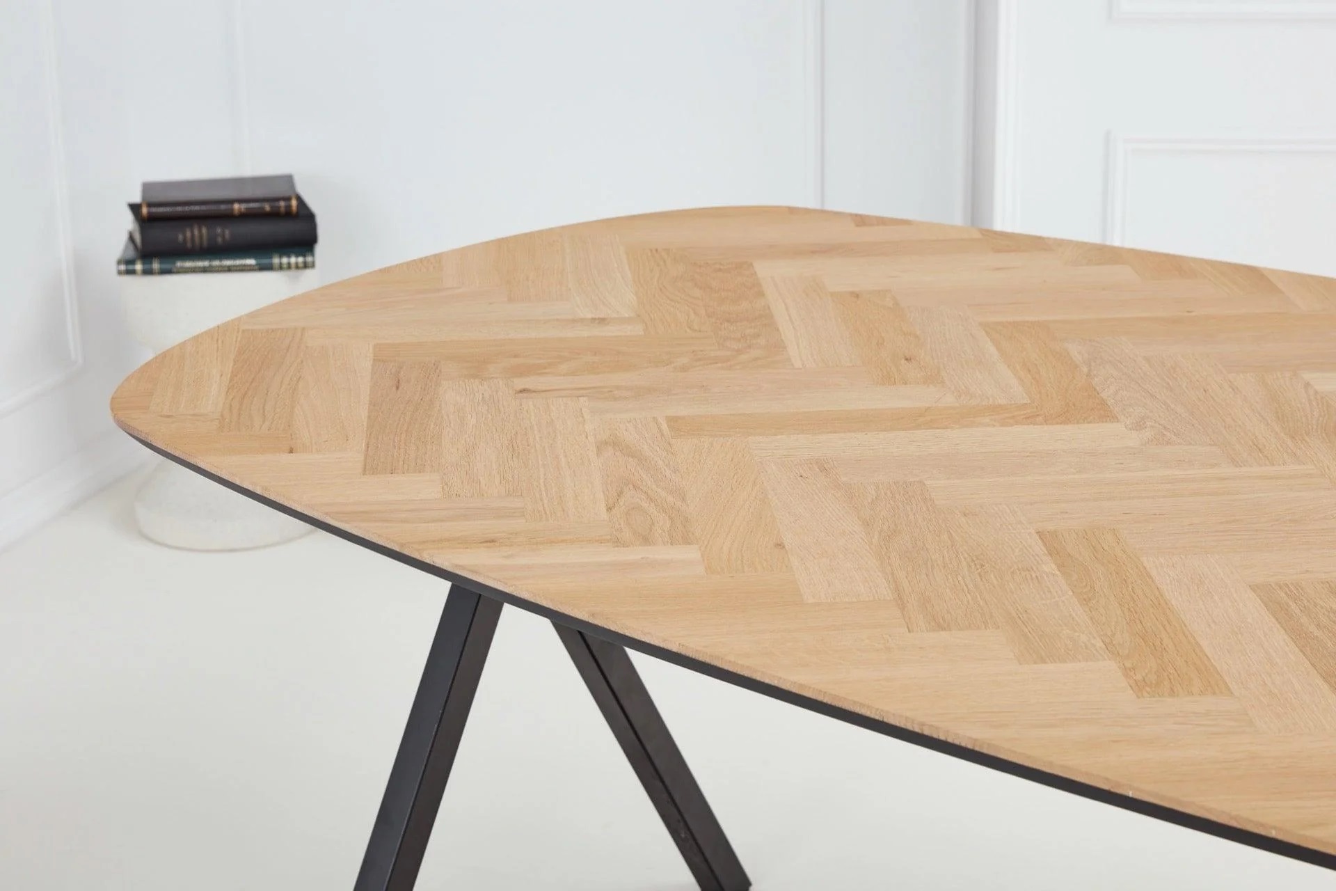 Balemo-Daenischer-ovaler-Fischgraeten-Esstisch-Scissor-6