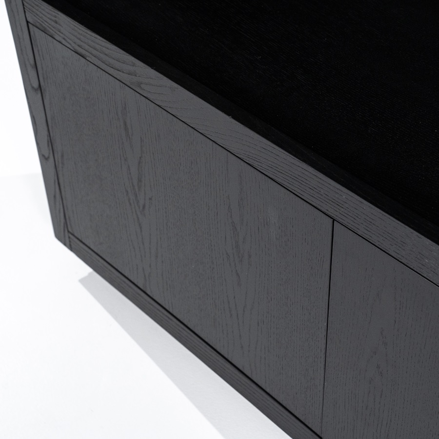 Eleonora-Schrank-HELSINKI-4-Tueren-schwarz-5