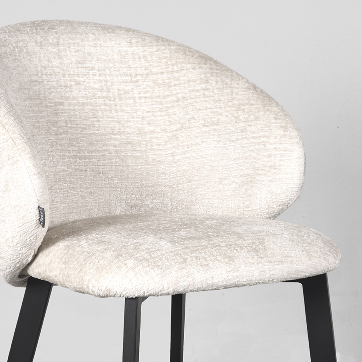 Label51-Esszimmerstuhl-Logan-Wildleder-Cream-2
