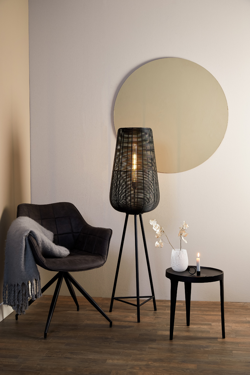 Light-Living-Stehlampe-ADETA-mattschwarz-1