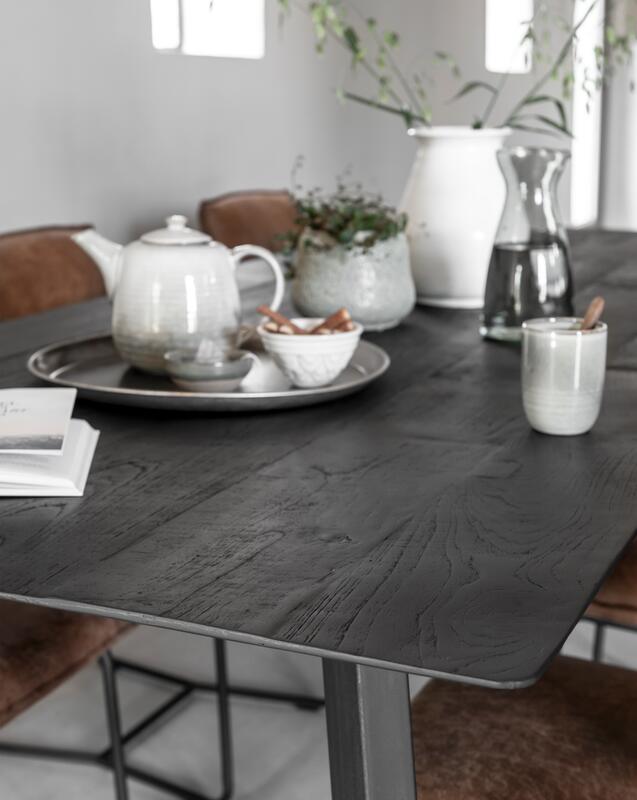 DTP-Home-Esszimmertisch-Timeless-Black-Shape-Teakholz-2