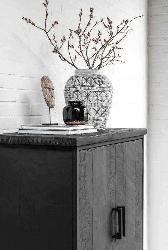 DTP-Home-Schrank-Timeless-Black-Balken-Teakholz-2