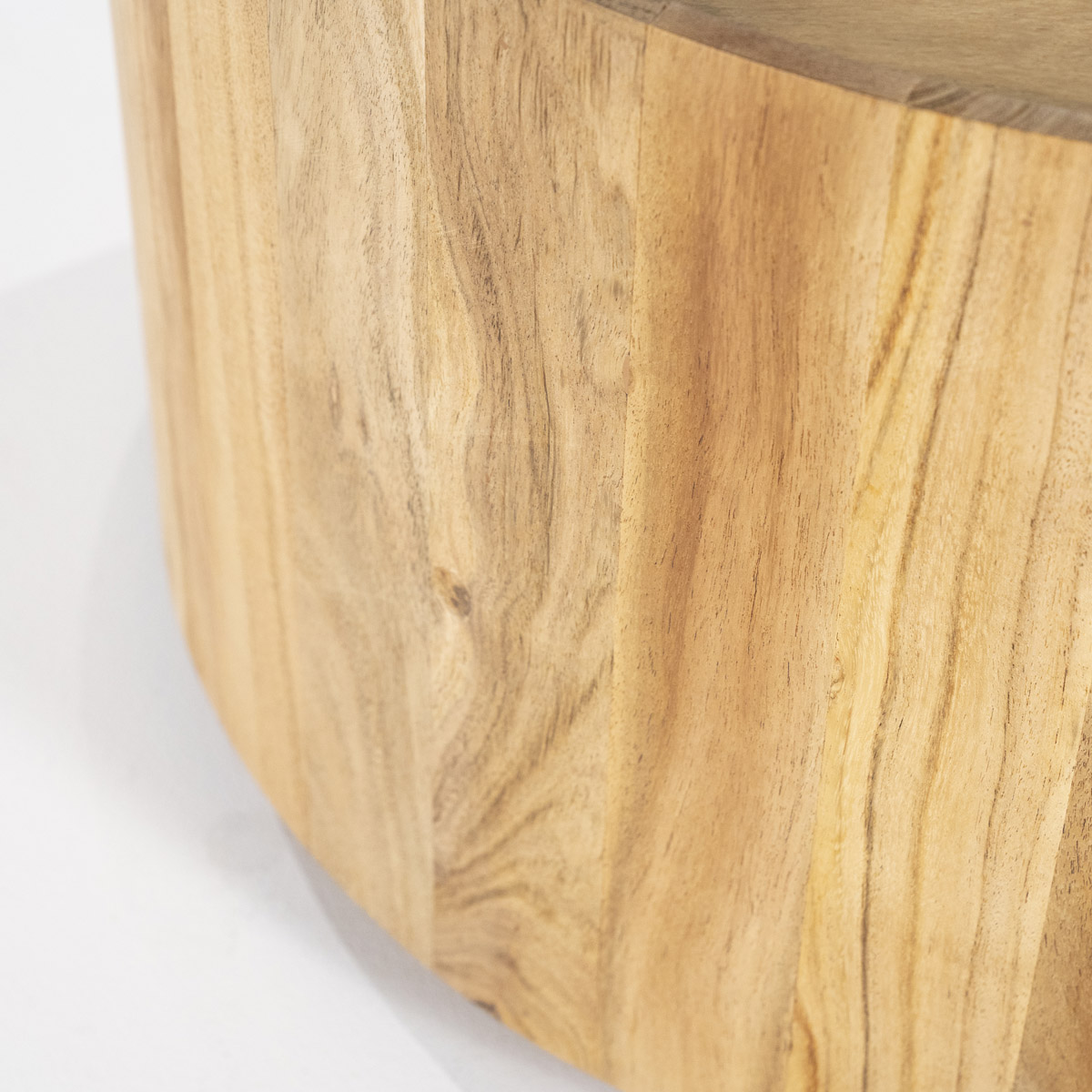 Eleonora-Beistelltisch-Zayn-Small-Round-Helles-Holz-2