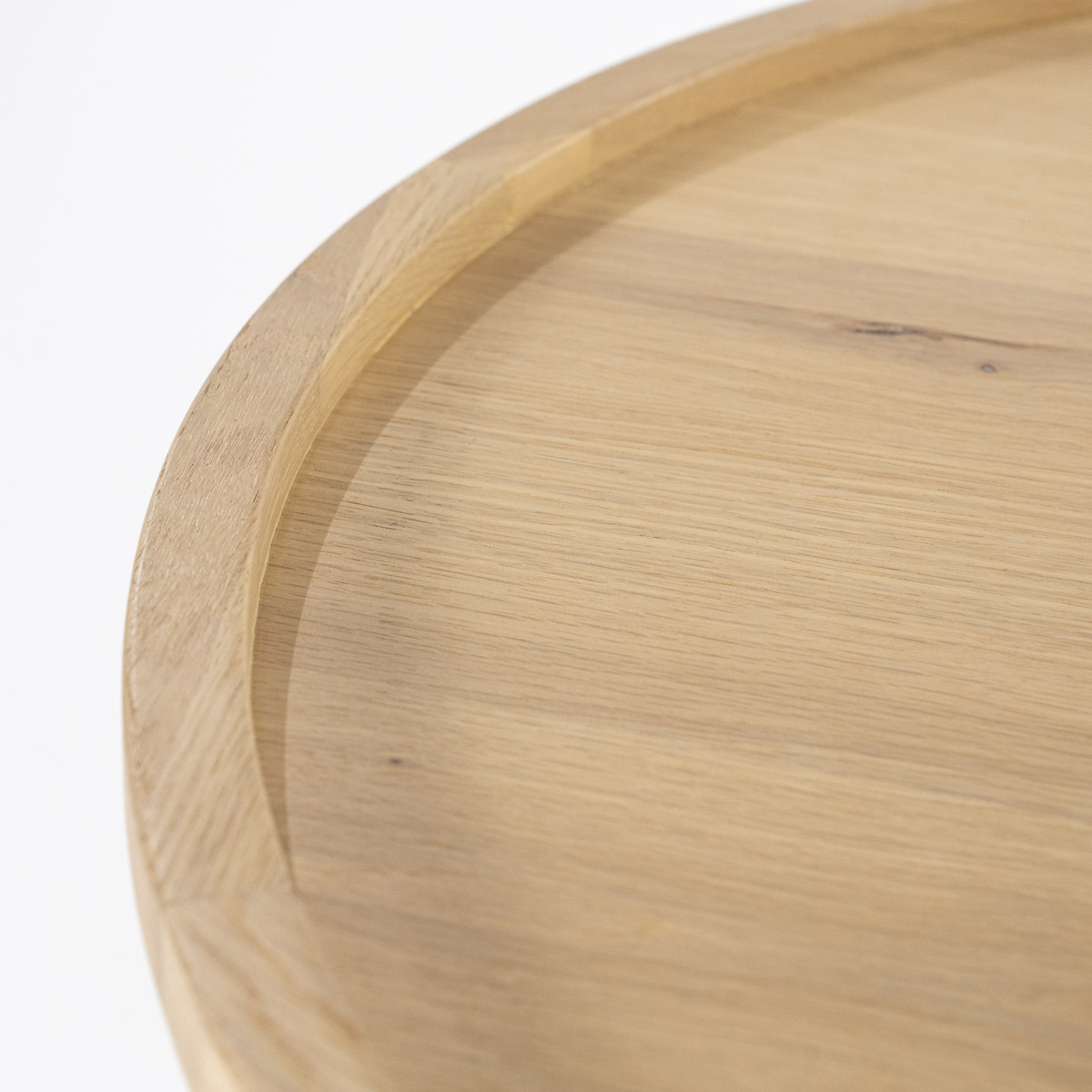 Eleonora-Couchtisch-Leia-Rund-Helles-Holz-2