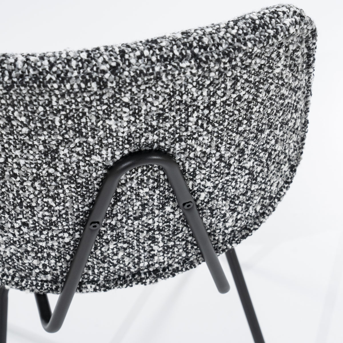 Eleonora-Esszimmerstuhl-Jon-Black-Maywood-5
