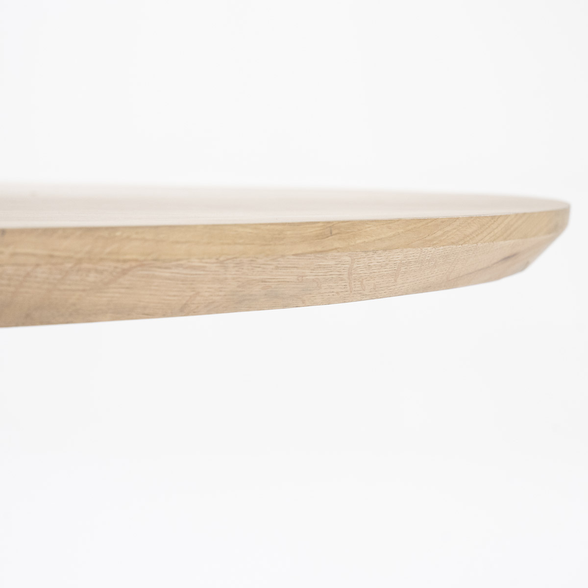 Eleonora-Esszimmertisch-Nola-Rund-Helles-Holz-2
