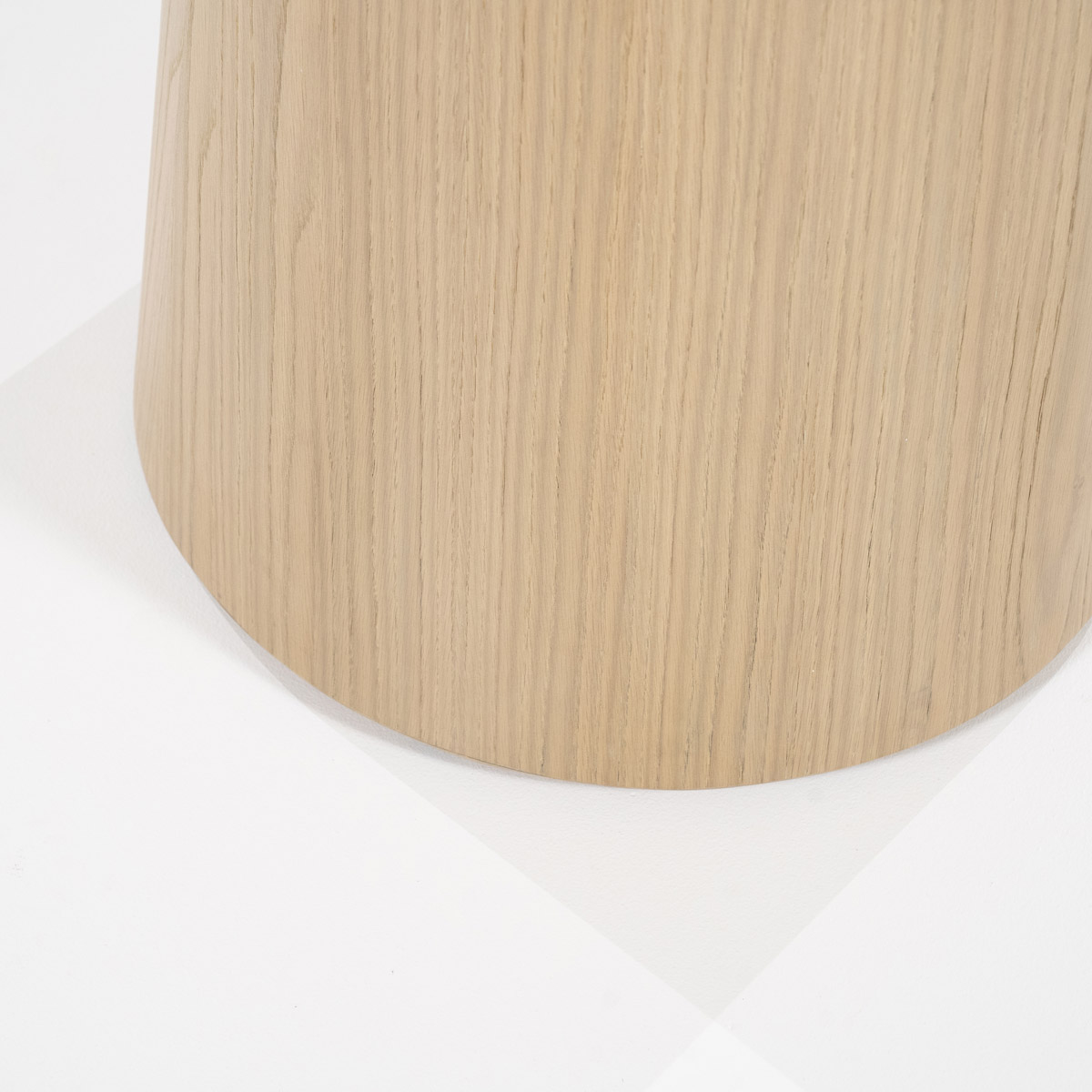 Eleonora-Esszimmertisch-Nola-Rund-Helles-Holz-3