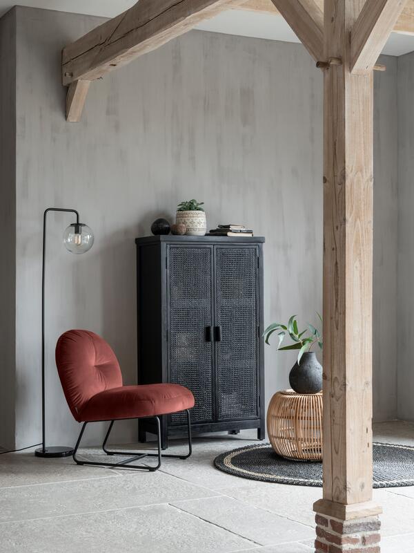 MUST-Living-Kabinett-Provence-Schwarz-2