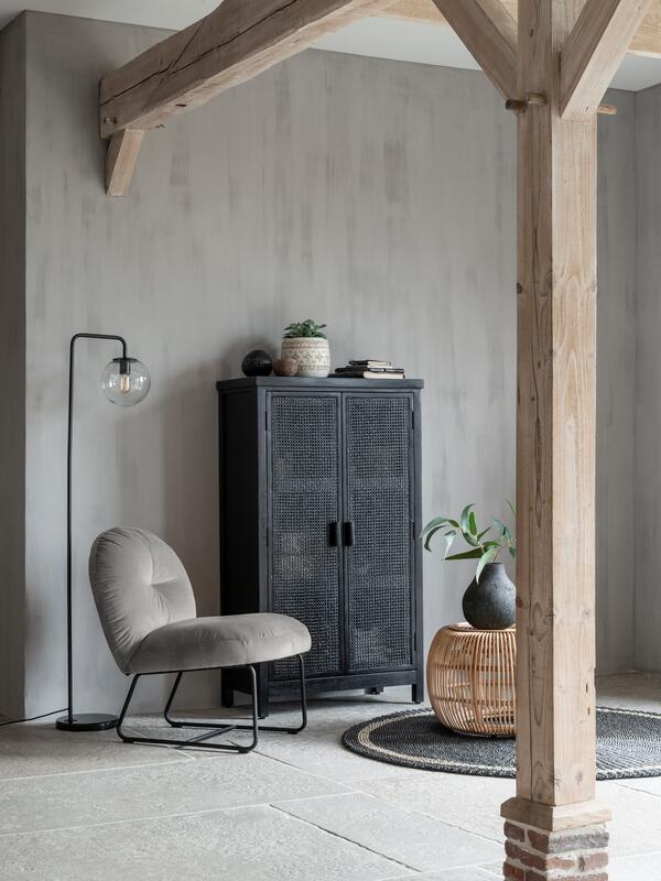 MUST-Living-Kabinett-Provence-Schwarz-8