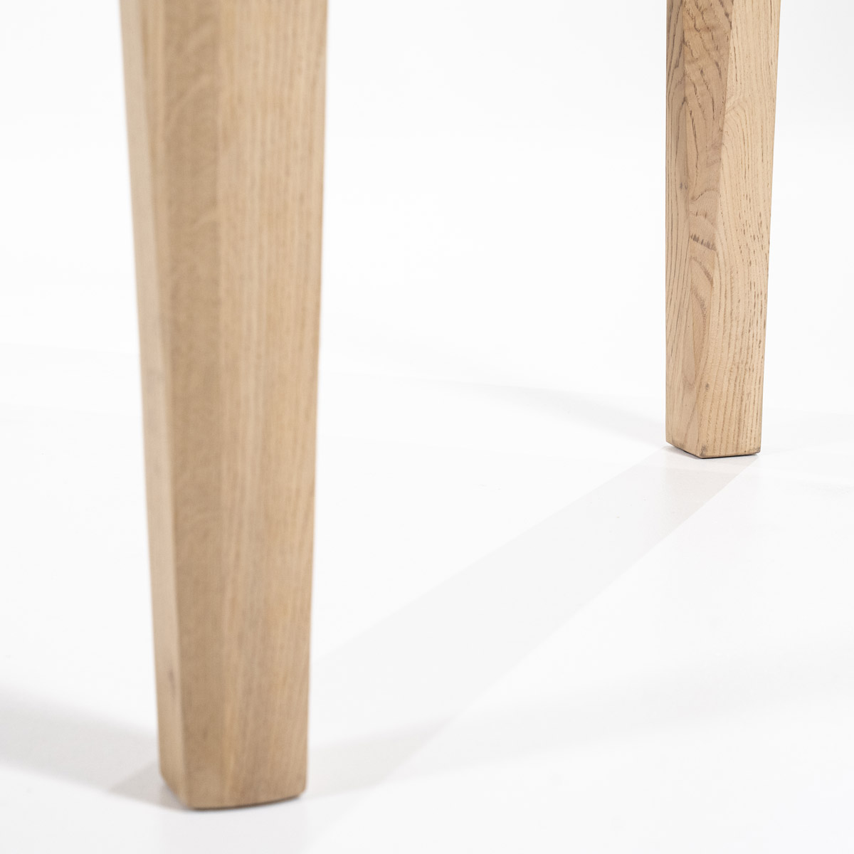 Eleonora-Esszimmertisch-Harvey-Oak-4